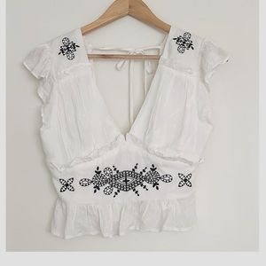 Blue Rain Francesca’s V-Neck Open-Back Cream Top